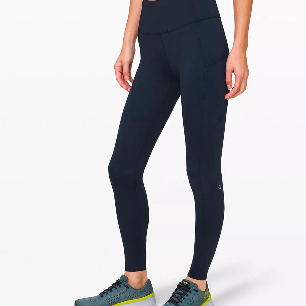 Like new condition lululemon fast and free tights size 6